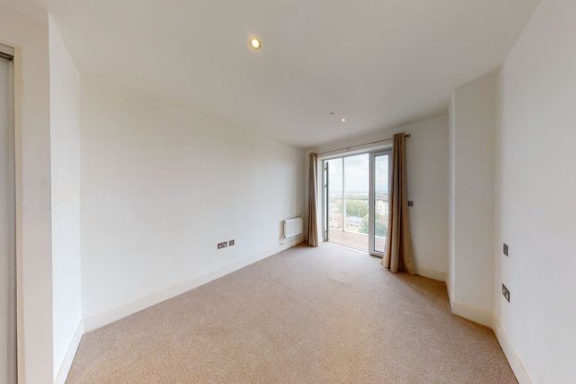 7, Cribb Lodge, London photo 4