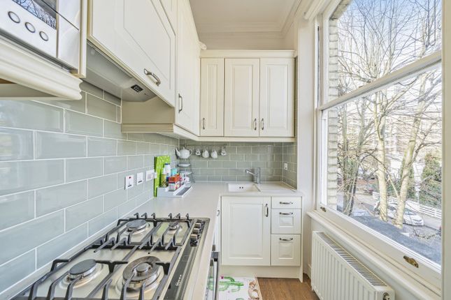 Flat 4, 147, King Henrys Road, London photo 3