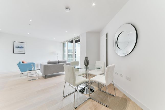 Flat for sale in Park View Place, Royal Wharf, London