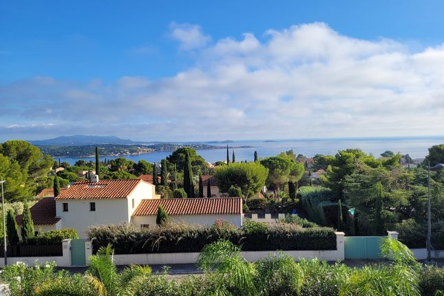 Villa for sale in Bandol, Provence Coast (Cassis To Cavalaire), Provence - Var