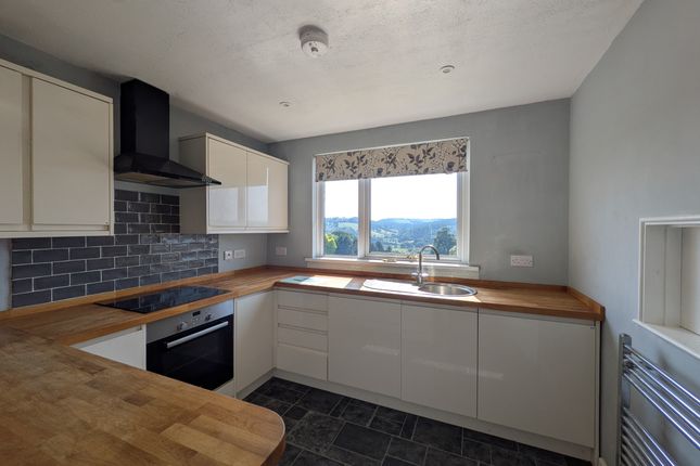 4, Woodleigh Close, Exeter photo 3