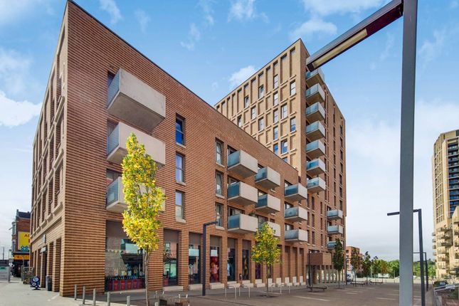 2-bed flat on Damsel Walk, Hendon, £425,000