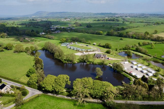 8 Lakeside,, The Horns Dam, Goosnargh photo 2