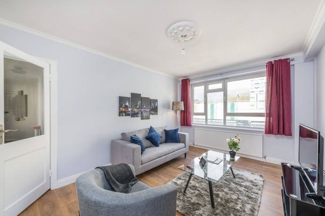 Flat to rent in Chapel Street, Marylebone, London