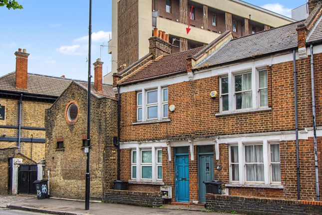 2-bed house on 86, Morning Lane, London, £375,000