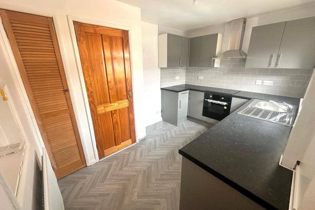 21, Holburn Close, County Durham photo 3