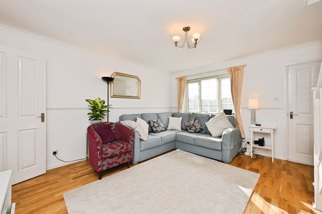 Gatesbury Way, WARE photo 4