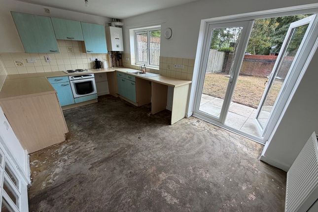 17 St. Marys Close, Bootle photo 3