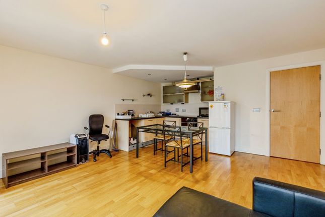 Flat 103, Royal Parade 2-7,, Elmdale Road, Bristol photo 3