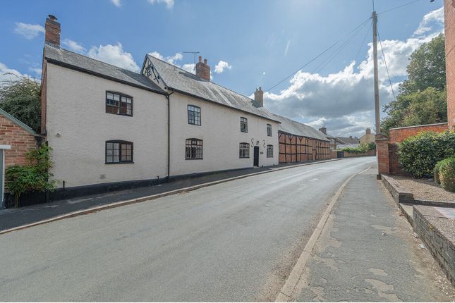 00, Main Street, Bruntingthorpe photo 3