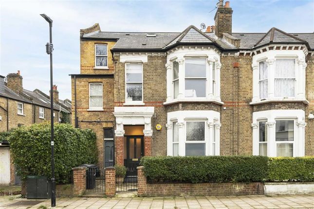 Thumbnail Flat for sale in Winterwell Road, London