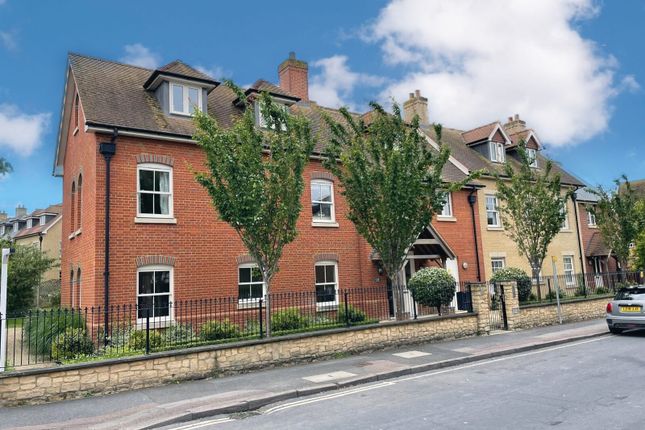 Thumbnail Flat for sale in Church Street, Wantage, Oxfordshire