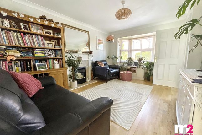 16, Patterson Way, Monmouth photo 3