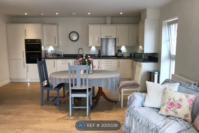 Flat, Princess Road East, Leicester photo 4