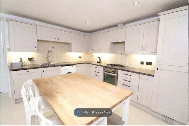 Clifton Fold, Clifton Road, Pudsey photo 3