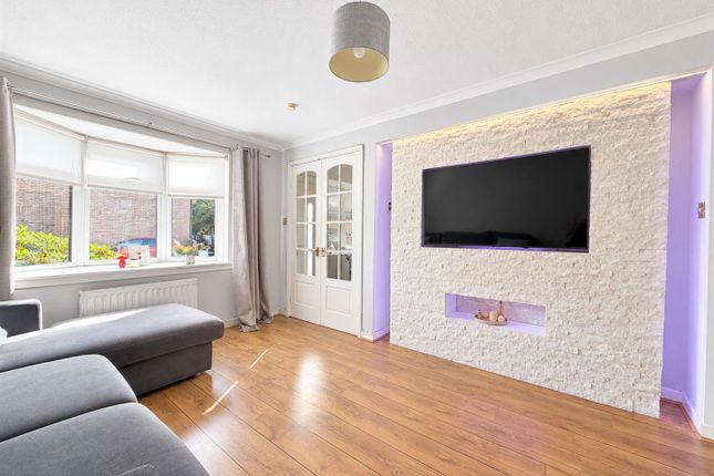 52, Burntbroom Drive, Glasgow photo 3