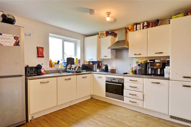 12, Slade Baker Way, Gloucestershire photo 4