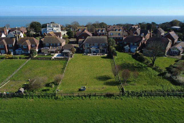 9, Foreland Heights, Broadstairs photo 2