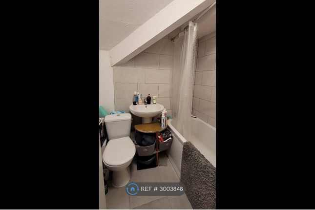 Flat, Manley Road, Manchester photo 5