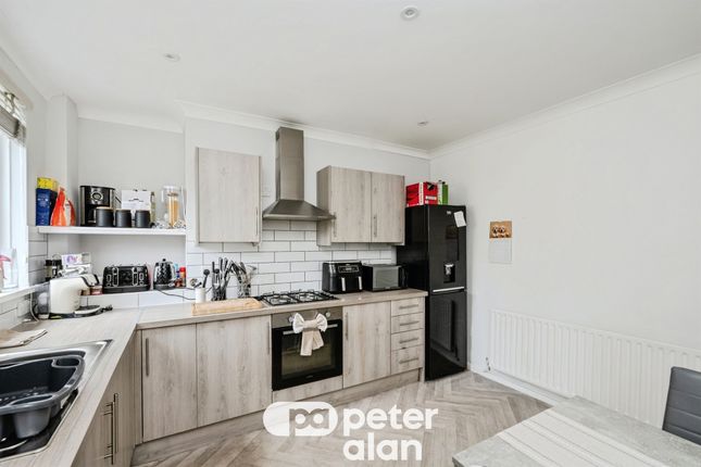 15, Herbert Road, Neath photo 3