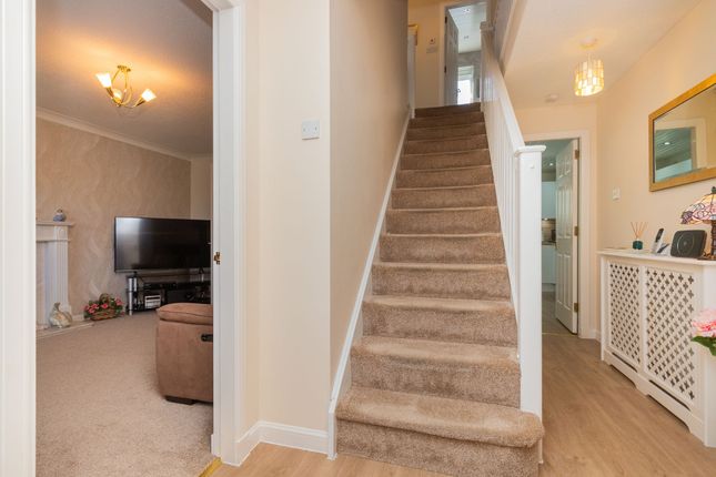21 Arniston Way, Paisley photo 3