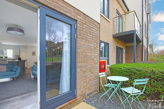 Apt 1, Linden House, Epping photo 4
