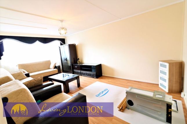 Thumbnail Flat for sale in Gloucester Road, London