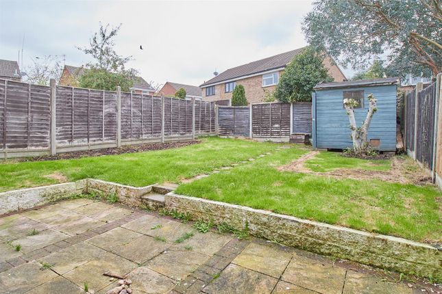 5, Spinney Drive, Nuneaton photo 3