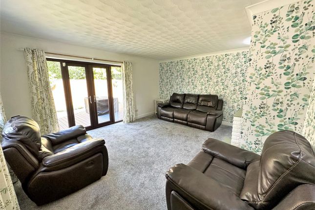 Detached bungalow for sale in Woodend Cottage, Fosse Road, Farndon, Newark