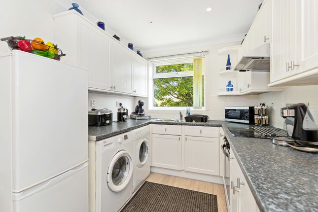 15B, Forrester Park Drive, Corstorphine, Edinburgh photo 4