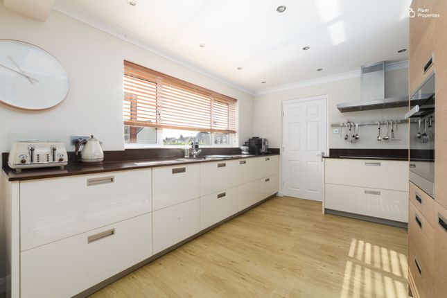 15 Hilltop Rise, Isle Of Man photo 4