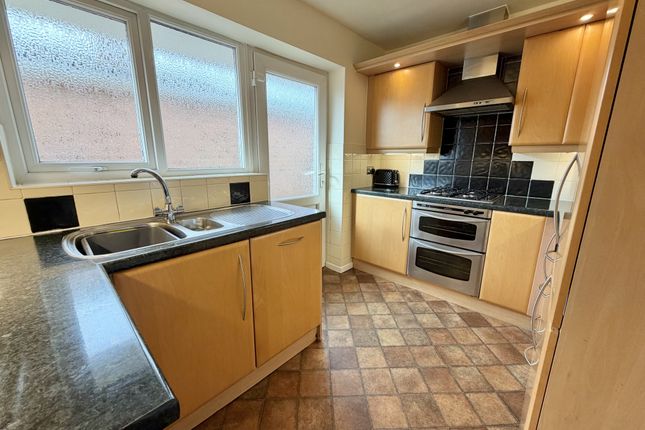 95, Marine Parade, Fleetwood photo 4