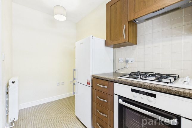 9, Elmhurst Way, Carterton photo 4