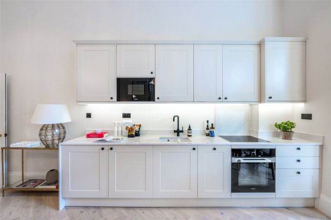 55C, Warrington Crescent, London photo 4