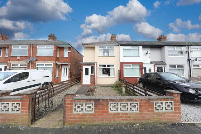 End terrace house for sale in Westlands Road, Hull