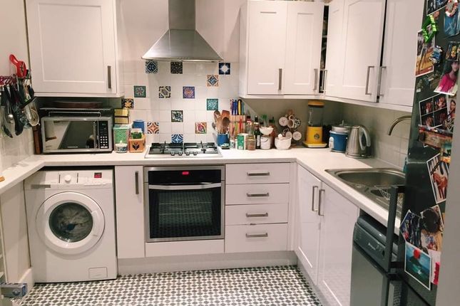Flat for sale in Healthfield House, Brixton