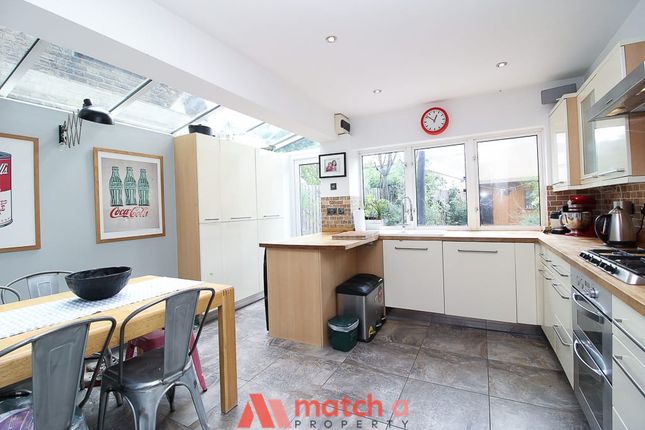 43, Alexandria Road, London photo 5