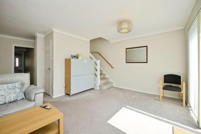 82, Heathgate, Hertford photo 2
