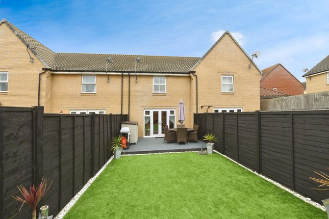9, Elm Reach, Essex photo 2
