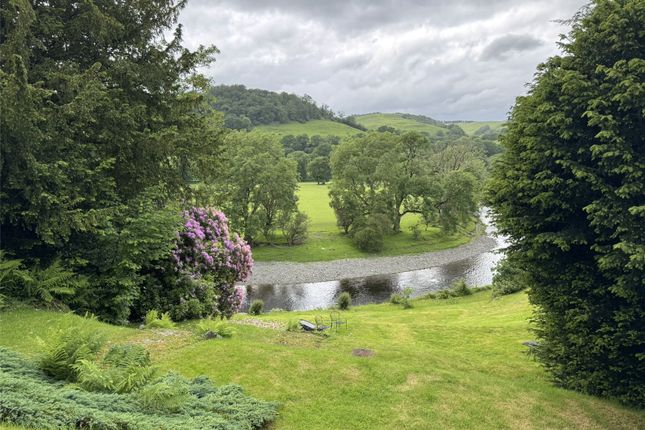 Aberhiriarth Hall,, Cemmaes, Powys photo 3