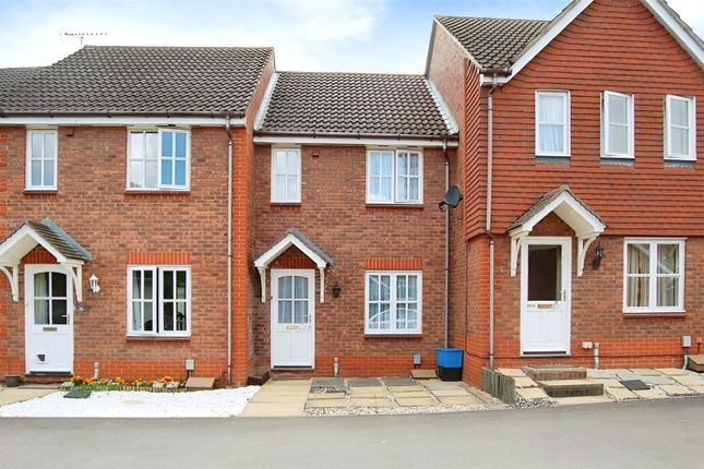 Thumbnail Detached house to rent in Fairfield Way, Stevenage, Hertfordshire