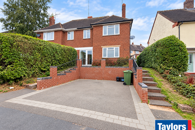 3-bed semi-detached on 68, St. Georges Road, Stourbridge, £270,000