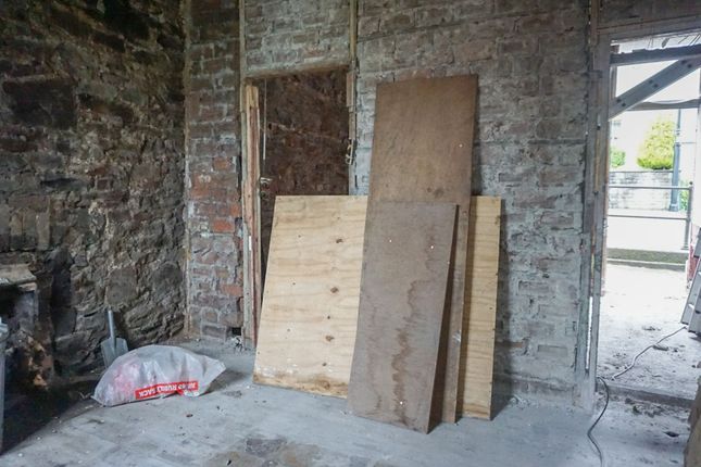 17 Wern Road, Swansea photo 2