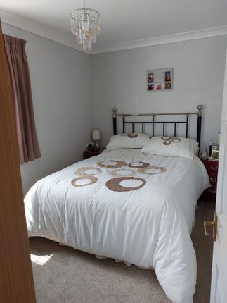 37, Park Avenue, Leysdown photo 5