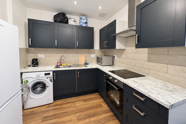 Room 5, 85, Southgate Road, Potters Bar photo 4