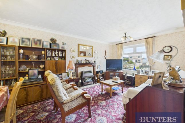33, Curlew Grove, Bridlington photo 2