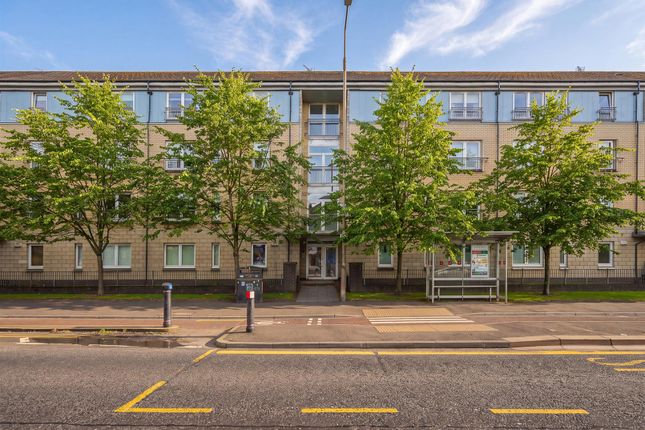 2-bed house on 3/1, 1368, London Road, Glasgow, £140,000