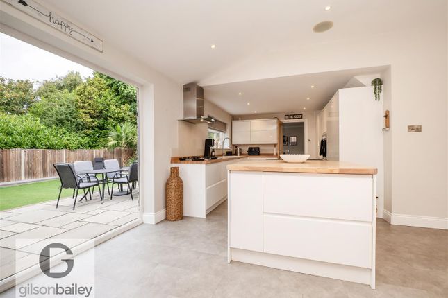 4, Rocelin Close, Norwich photo 2