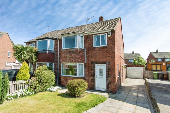18, Woodland Crescent, Swillington, Leeds photo 4