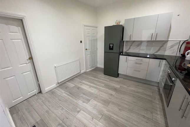 9, Parkfield Avenue, Manchester photo 4